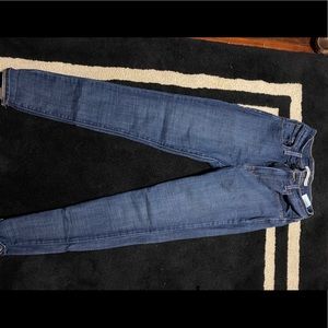 Levi’s 721 super skinny high rise jeans